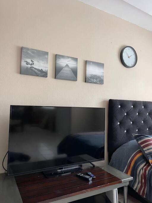 Otay Studio Great Patio Near Otay Crossing & Airport Tijuana Buitenkant foto